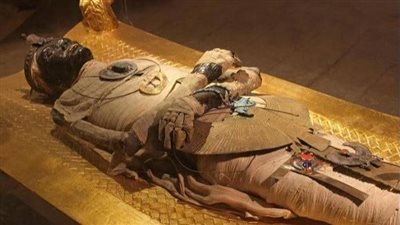 هل تمت زراعة أجسام غريبة داخل المومياوات الملكية؟..  زاهي حواس يحسم الجدل
