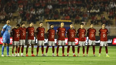 طاقم حكام مباراة الأهلي وأبو قير للأسمدة في الدوري المصري