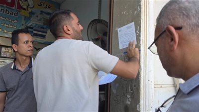 جهاز 6 أكتوبر يضبط أنشطة تجارية مخالفة ويحرر إنذارات بالحي المتميز