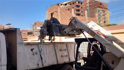 رفع 650 طنًا بؤرمخلفات وتراكمات بمراكز ومدن وأحياء الغربية 