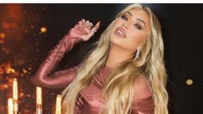 مايا دياب تتخلى عن الجرأة بتوقيع نيكولا جبران (صور)