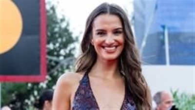 ألوان فساتين النجمات في مهرجان فينيسيا السينمائي 2026 دليلك لإطلالات ساحرة (صور)