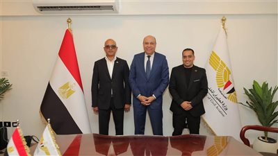 وكلاء لجان السياحة والطيران والنقل بمجلسي النواب والشيوخ يتفقدون معرض العلمين للطيران