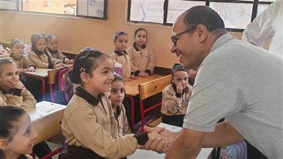 فى أول يوم دراسة.. انتظام العمل بمدارس  فرشوط 