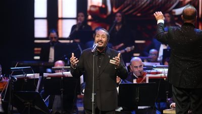 «100 سنة غنا» يشعل الأوبرا.. علي الحجار يعيد الجمهور لزمن الفن الجميل 