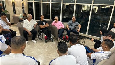 رئيس اللجنة البارالمبية يتفقد معسكر منتخب مصر لكرة اليد على الكراسي المتحركة