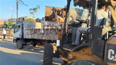  رفع 597 طنًا من بؤر المخلفات بأحياء الغربية 