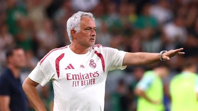 ريال مدريد بعد صدمة الديربي.. أزمات قديمة تعود إلى الواجهة مع مورينيو