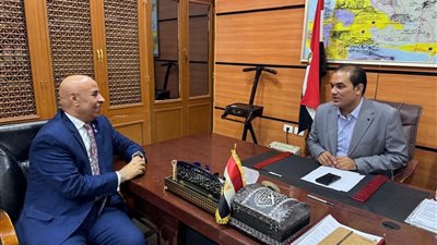 وكيل وزارة التعليم بالفيوم يلتقي عادل حنفي لمناقشة استعدادات المحافظة لاستقبال العام الدراسي الجديد