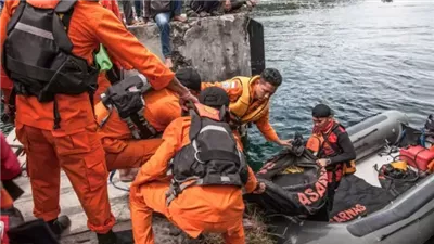 مقتل 6 أشخاص على الأقل في حادث عبارة قبالة سواحل إندونيسيا 