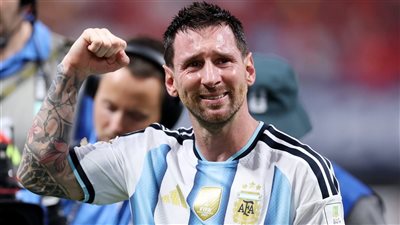 بعد ميسي.. هذا النجم ثاني لاعب في القرن21 يكرر إنجاز أسطوري| فيديو