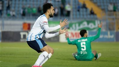 حكم مباراة بيراميدز والجونة يعترف بخطئه في واقعة زيكو: