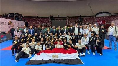 وزير الشباب يهنئ أبطال الكاراتيه بعد التتويج بإفريقيا