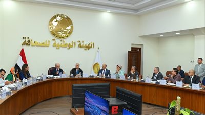 نائب رئيس الوزراء يبحث خطة إعادة هيكلة المؤسسات الصحفية القومية