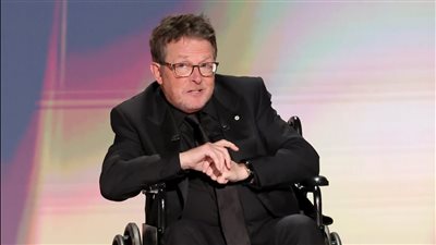 حفل إيمي 2026| مايكل جي فوكس تقديرا لجهوده في مكافحة باركنسون