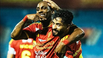ثنائية كينيونيس وأبو الشامات تكتب التاريخ في الدوري السعودي