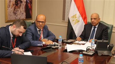 وزير الكهرباء يتابع مع روساتوم تطوير مجمع متكامل لتحلية مياه البحر بالضبعة