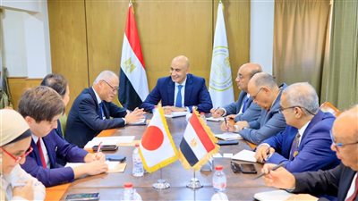 وزير التربية والتعليم يبحث سبل التعاون مع السفير الياباني 