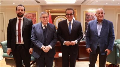 اتفاق بين وزير الصحة وقيادات حزب المؤتمر للارتقاء بالمنظومة الصحية وتخفيف العبء عن المواطنين