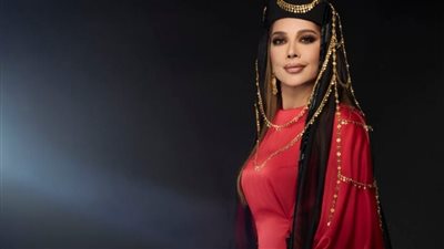 بعد تمزيق إعلانات حفلها.. نقيب الفنانين السوريين يدعم أصالة قبل عودتها إلى دمشق