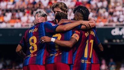 موعد والقناة الناقلة لمباراة برشلونة وإشبيلية اليوم في الدوري الإسباني