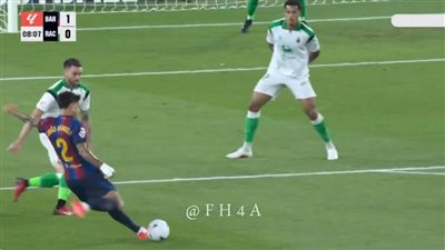 كانسيلو يسجل هدف عالمي ويمنح برشلونة التقدم على راسينج