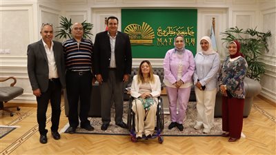 إيمان كريم تلتقي رئيس جامعة مطروح لإتاحة الخدمات الجامعية للطلاب ذوي الإعاقة