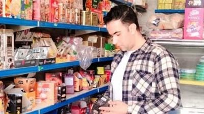 ضبط 120 عبوة مياه غازية مجهولة المصدر وبلا فواتير بالبحيرة