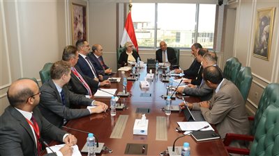 وزير الكهرباء: تعظيم مساهمة الطاقة المتجددة في مزيج الطاقة والاستفادة من التكنولوجيا والابتكار
