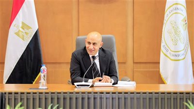 وزير التربية والتعليم يوجه بتكثيف المتابعة الميدانية داخل المدارس