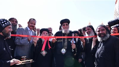 البابا تواضروس في ملوي..من تحت الرمال عادت كنيسة آفا فيني الأثرية للحياة