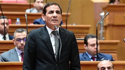 عبدالعليم داود يتقدم بسؤال  بشأن أزمة  حجز الوحدات السكنية للمصريين بالخارج
