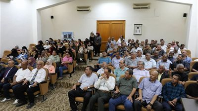 ندوة بالبحر الأحمر عن 