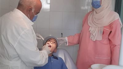 صحة المنيا تقدم 1,936 خدمة طبية للمواطنين بقافلة 