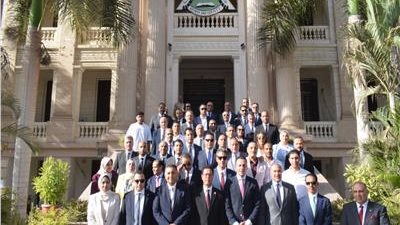 محافظ القليوبية يشهد توزيع مستلزمات طبية على المستشفيات الجامعية 