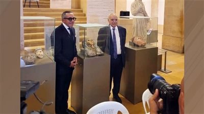 مصر تتسلم 74 قطعة أثرية من بيروت