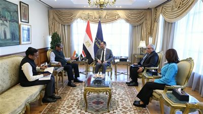 وزير الاتصالات يبحث مع سفير الهند تعزيز التعاون في الذكاء الاصطناعي والاستثمارات