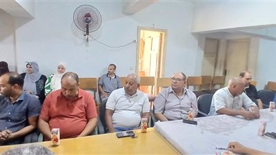 اتحاد الحاصلات البستانية وقطاع استصلاح الأراضي يبحثان خطط التوسع في إنتاج تقاوي البطاطس بالنوبارية