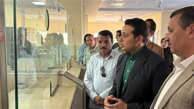 نائب محافظ الفيوم يتفقد مشروعات حياة كريمةويعقد لقاءً لخدمة المواطنين بقرية قوتة 