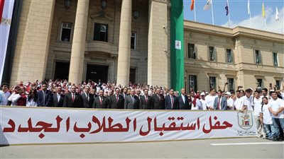 وزير التعليم العالي: تمويل مشروعات التخرج لخدمة اقتصاد المعرفة 