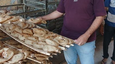 ضبط  3 أطنان سلع ودقيق مدعم مواد غذائية مجهولة المصدر وغير صالحة للتداول بالمنيا 