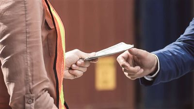 حكم عدم سداد الأجرة المتفق عليها بعد انتهاء العمل