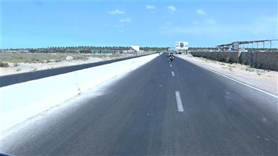 محافظ البحيرة تفتتح طريق الشركات بإدكو