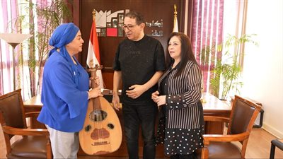 أبناء الموسيقار محمد الموجي: فخورون بإهداء عوده لمتحف الموسيقى العربية بأكاديمية الفنون