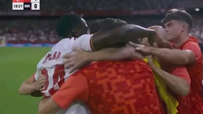 برشلونة يتعادل مع إشبيلية في الشوط الأول.. رافينيا يرد سريعًا