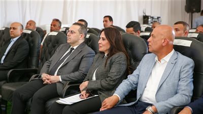 وزيرة الإسكان تشهد تسليم أول ١٠ أفدنة خالية من المخلفات بالقاهرة الجديدة