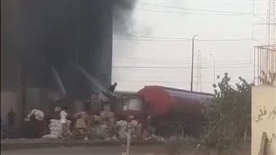 حريق بمصنع بلاستيك في المنطقة الصناعية الثالثة بالعاشر من رمضان دون إصابات,