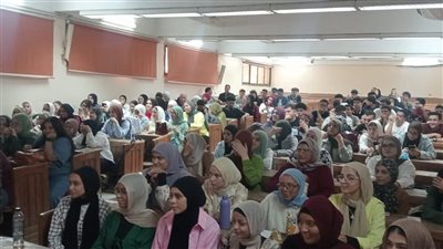 قيادات جامعة القاهرة يتفقدون انتظام الدراسة في الكليات