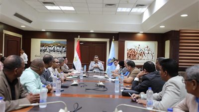 خطة زمنية محددة لــ إنهاء مشروعات 85 جمعية إسكان بالبحر الأحمر