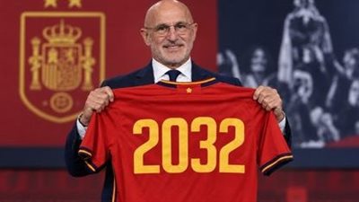رئيس الاتحاد الإسباني يوضح أسباب تجديد عقد دي لا فوينتي حتى 2032